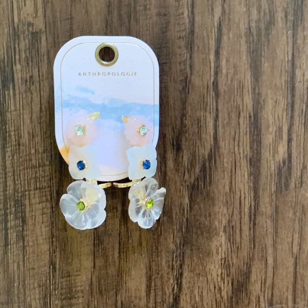 Anthropologie botanist aboard floral ear cuff